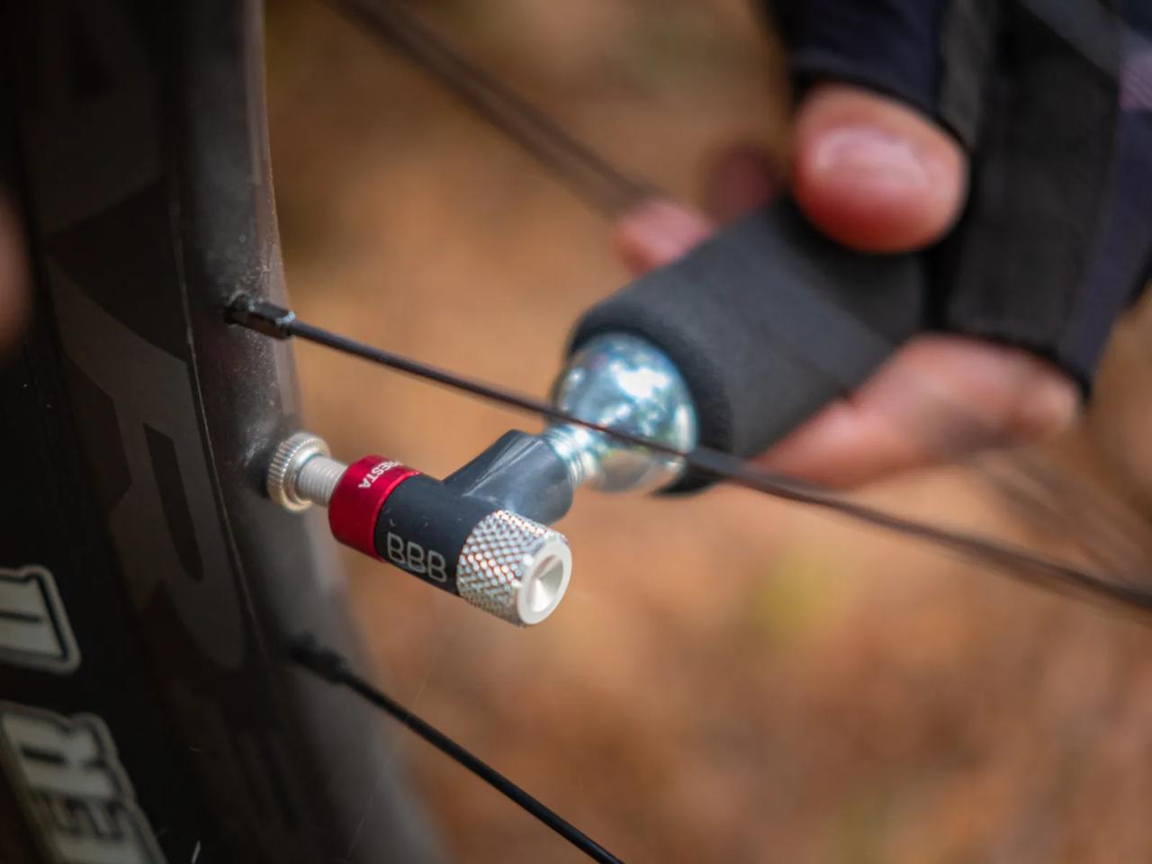 Mini-pompe à CO2 AirSpeed